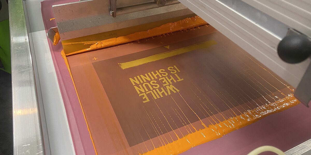 screen print screenprinting custom t-shirts apparel